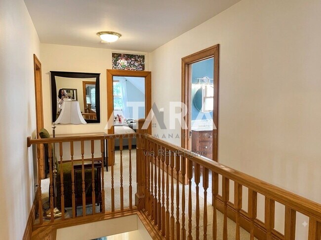 Building Photo - 226 W 300 N