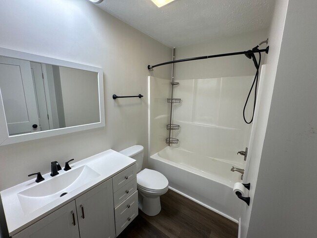 Building Photo - 11472 US HWY 62