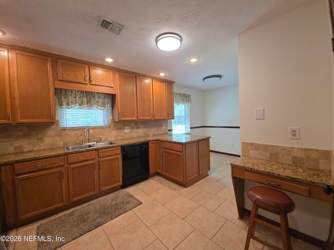 Building Photo - 8879 Heavenside Ct