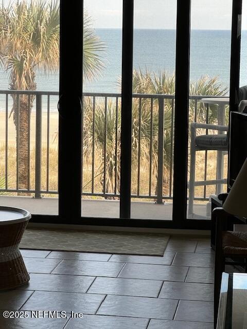 Building Photo - 601 1st St S