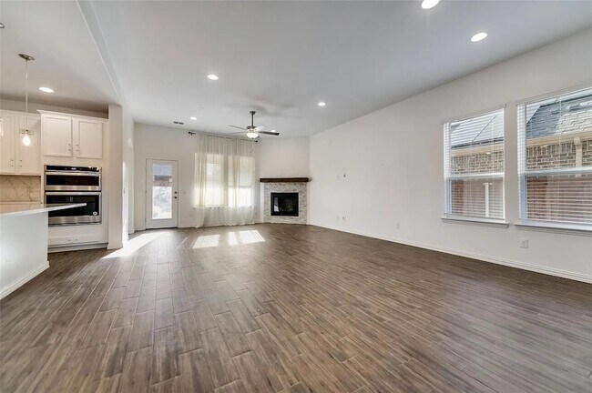 Building Photo - 1726 Cherub Cheer Row