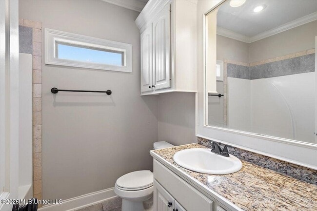 Building Photo - 1022 Trinity Dr