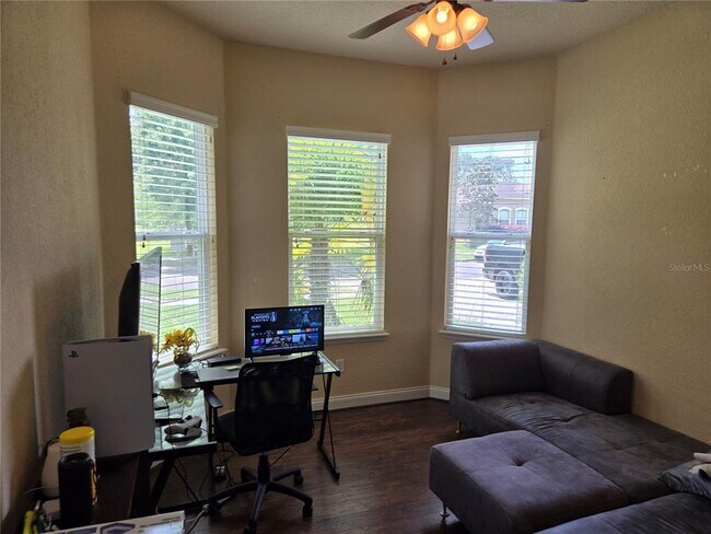 Building Photo - 14546 NW 27th Ave