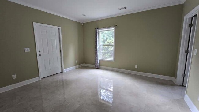Building Photo - 6860 Rocking Horse Ln