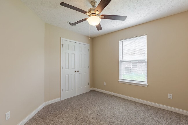 Building Photo - 307 Breckinridge Cir