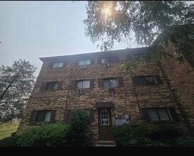 Building Photo - 1537 Norway Ln