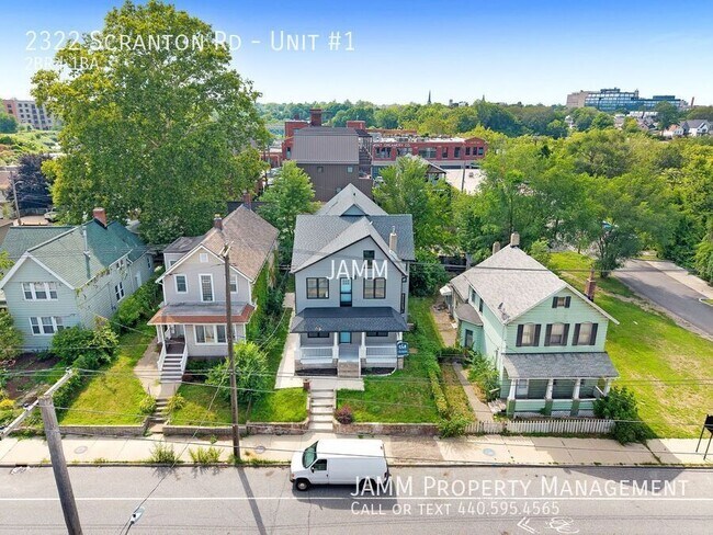 Building Photo - 2322 Scranton Rd