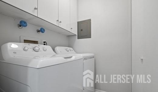 Building Photo - 1406 Spruce Hills Dr