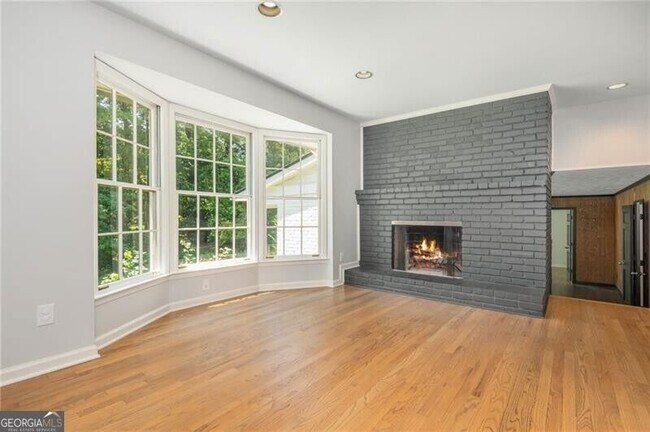 Building Photo - 5599 Bend Creek Rd