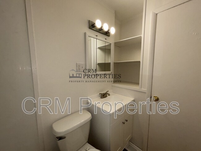 Building Photo - 811 Miami Blvd