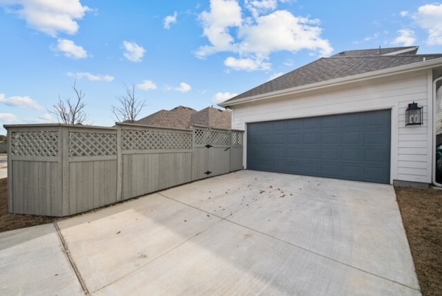 Rear Garage - 2508 Stella Ln