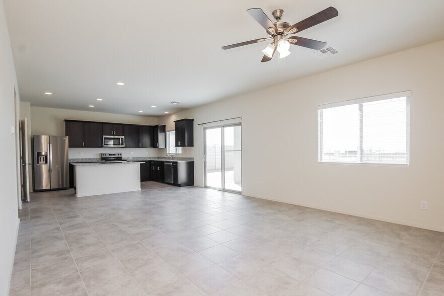 Building Photo - 24419 W Flores Dr