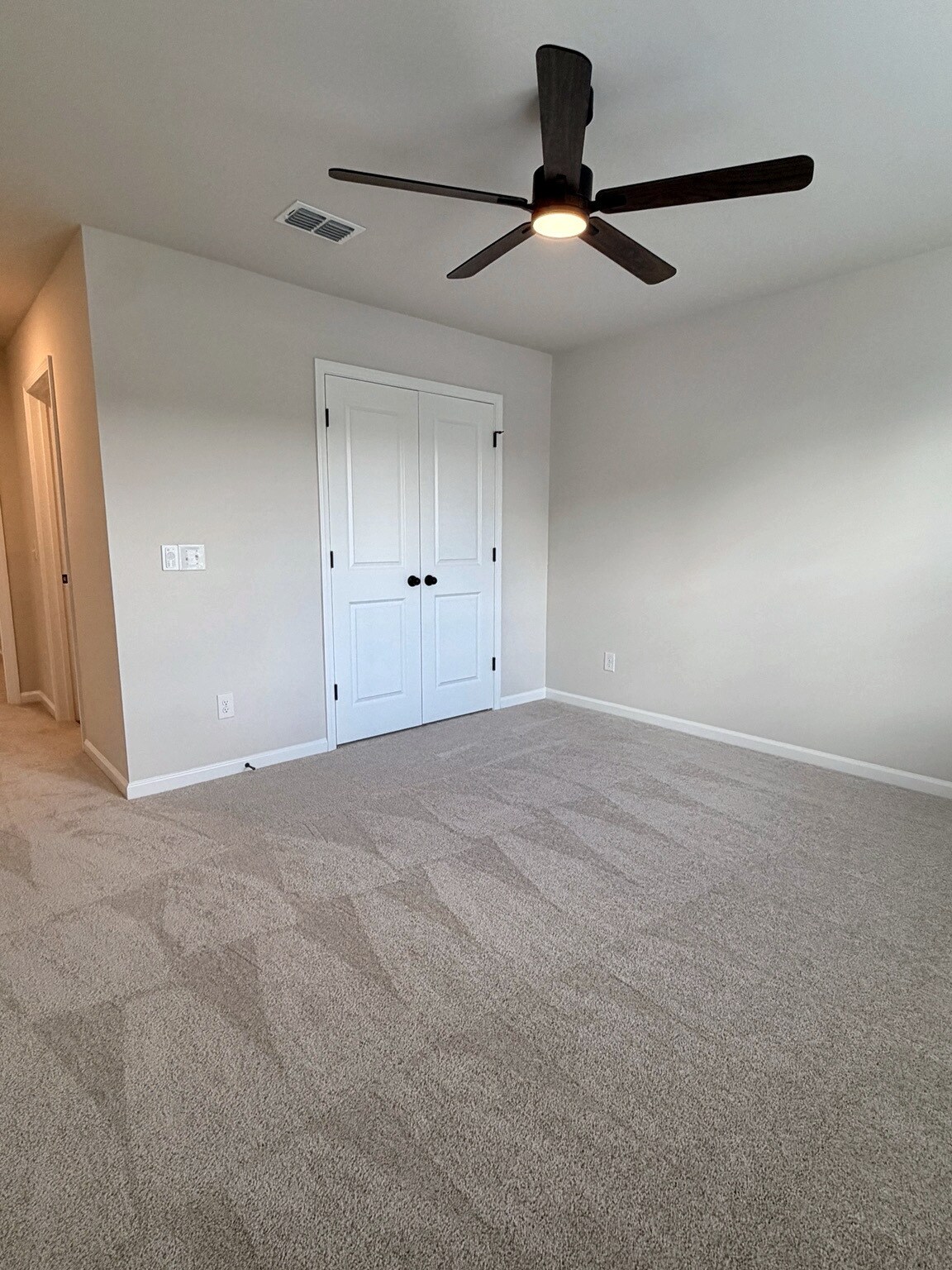 Building Photo - 5361 Crinum Lilly