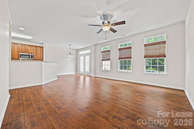 Building Photo - 9736 Springholm Dr