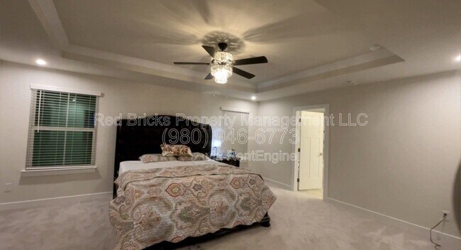 Building Photo - 10188 Harvest Gold Dr