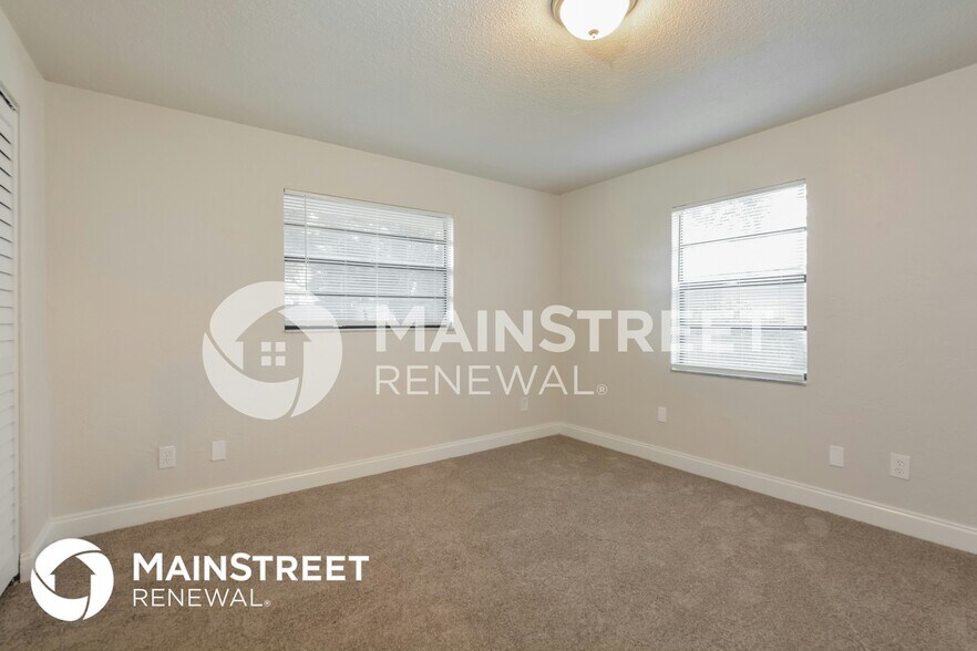 Building Photo - 545 Legume Dr