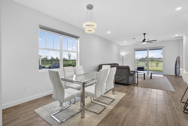 Building Photo - 1446 Tangled Orch Trce