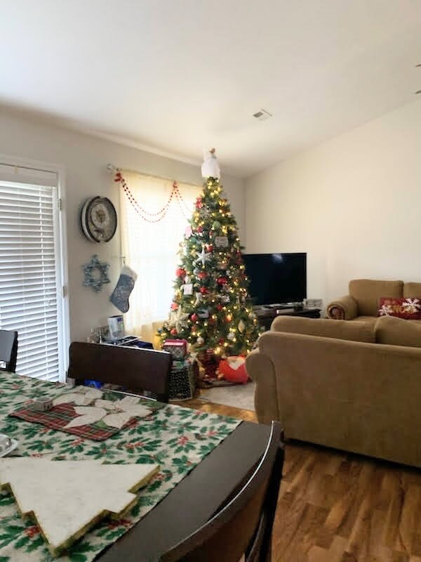 Building Photo - 119 Woodland Dr N