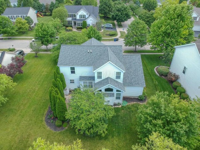 Building Photo - 7647 Windsor Dr