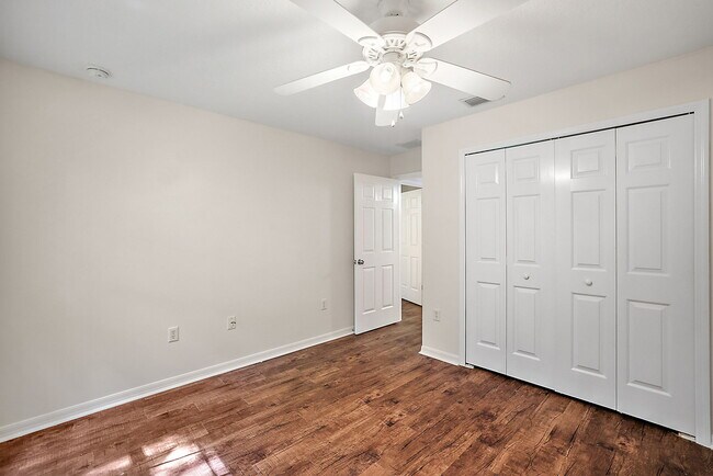 Building Photo - 532 Paulling Dr