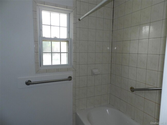 Building Photo - 61 Jarvin Rd