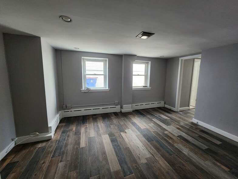 Building Photo - 20 S Marion Ave