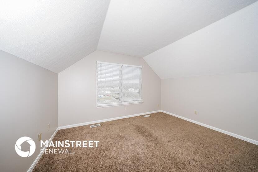 Building Photo - 10502 Whitepine View Pl