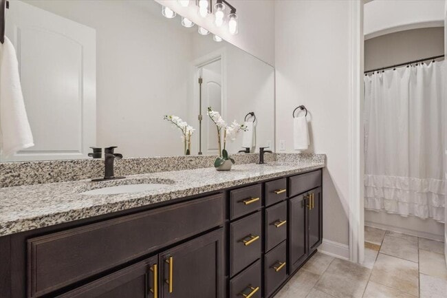 Building Photo - 3128 Desert Shade Bnd