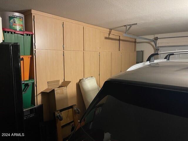 Building Photo - 722 W Canary Way