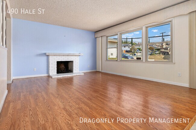 Building Photo - 490 Hale St