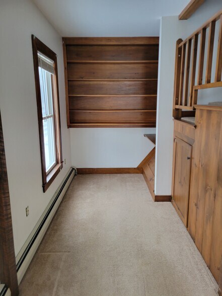 Building Photo - 25 Blucher St