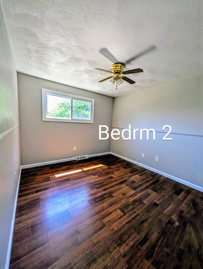 Building Photo - 2581 Shakespeare Ln