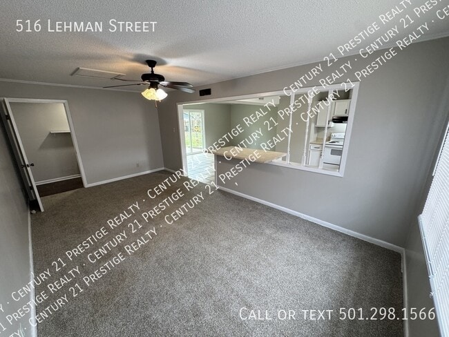 Building Photo - 516 Lehman Dr