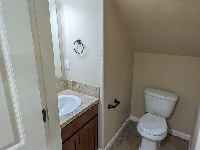 Building Photo - 3607-3617 Colton Ln NE