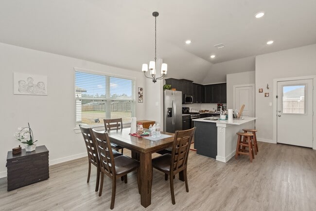 Building Photo - 76 Rd 51030