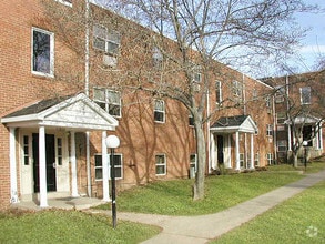 Building Photo - Astor and Logan Apartments
