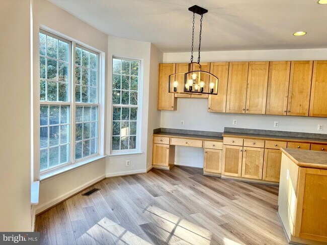 Building Photo - 1300 Walker Dr