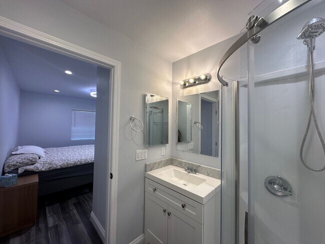 Building Photo - Stunning 1+1 ADU in Agoura Hills