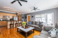 Building Photo - 1 bedroom in Chicago IL 60616