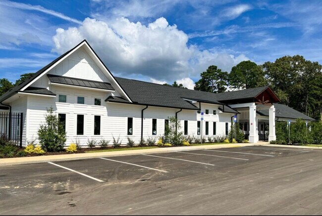 Building Photo - 3645 Meadow Hill Rd