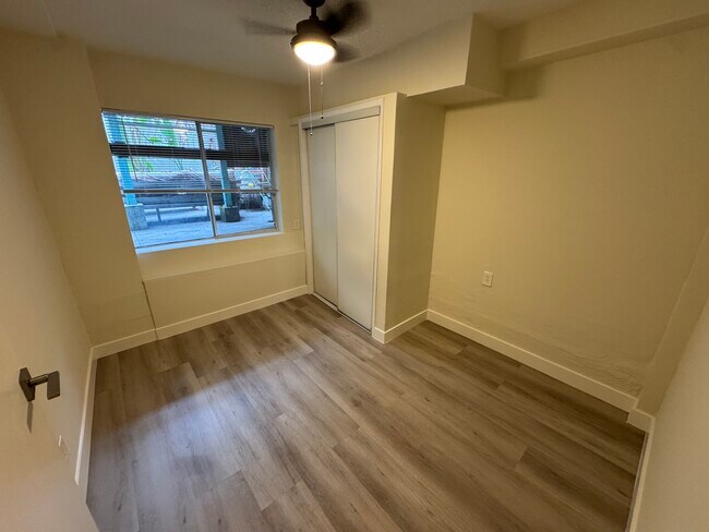 Building Photo - 2156 Market St