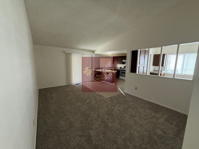 Building Photo - Donner Springs 4 bedroom home- Kay DeAlba ...