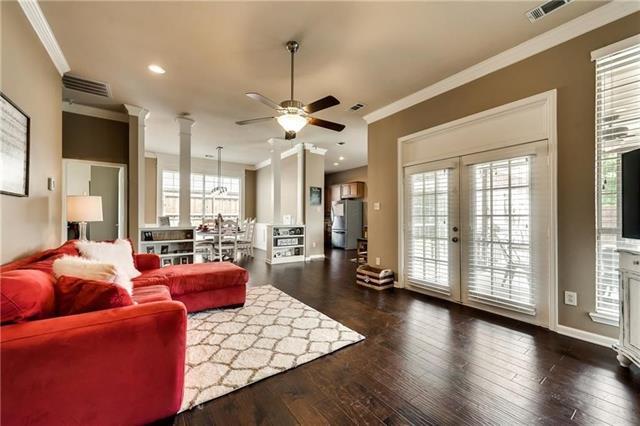 Building Photo - 8206 Luna Dr