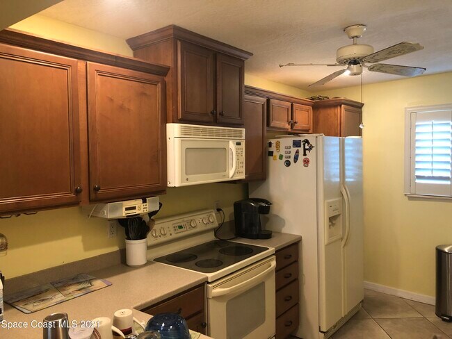 Building Photo - 1175 Jimmy Buffett Mem Hwy