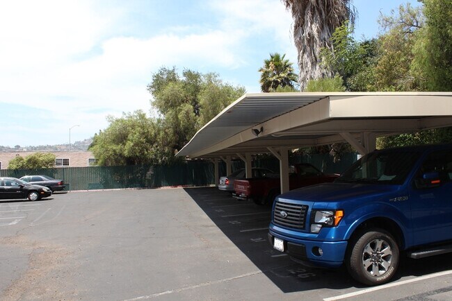 Building Photo - $500 Move In Special! Updated 2 BD, 2 BA Condo - Balcony w/ Views of Mt Helix!!
