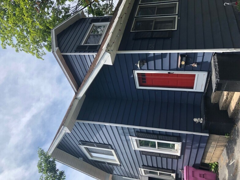 Building Photo - 58 Syracuse St