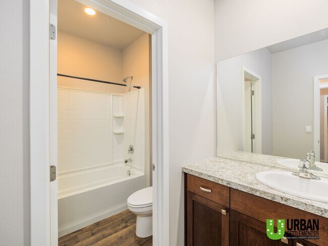 Building Photo - Charming Home for Rent in North Spokane!