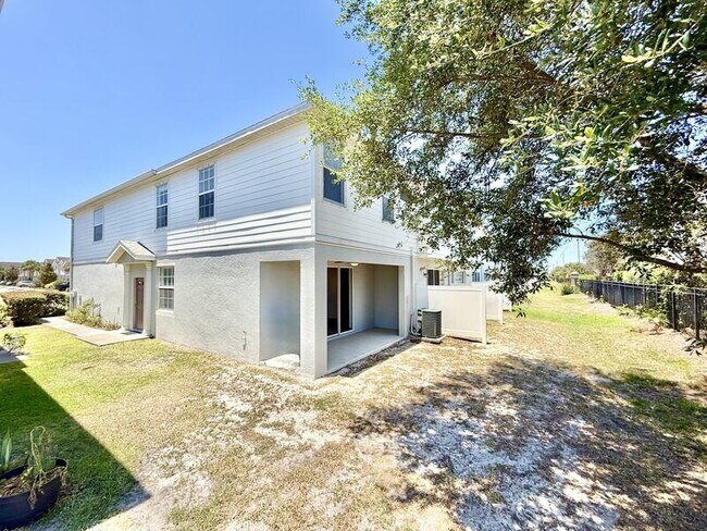 Building Photo - 4978 White Sanderling Ct