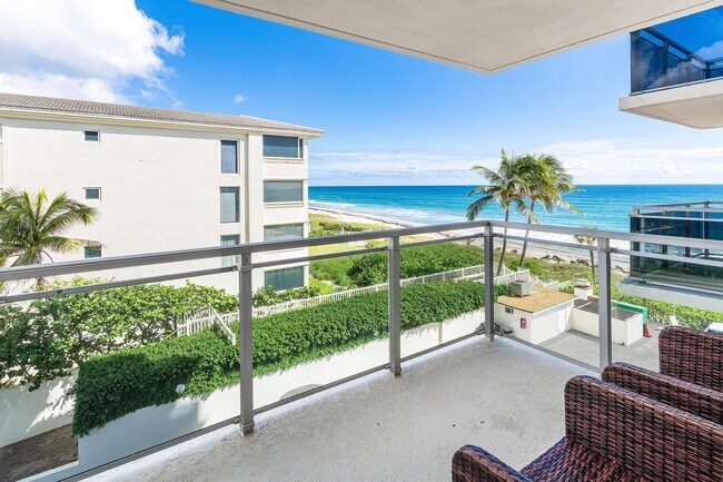 Building Photo - 2066 N Ocean Blvd