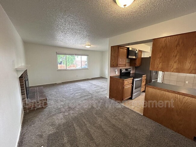 Building Photo - 9954 W Maryland Dr